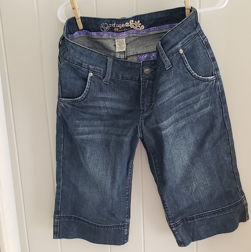 Refuge Bermuda Shorts